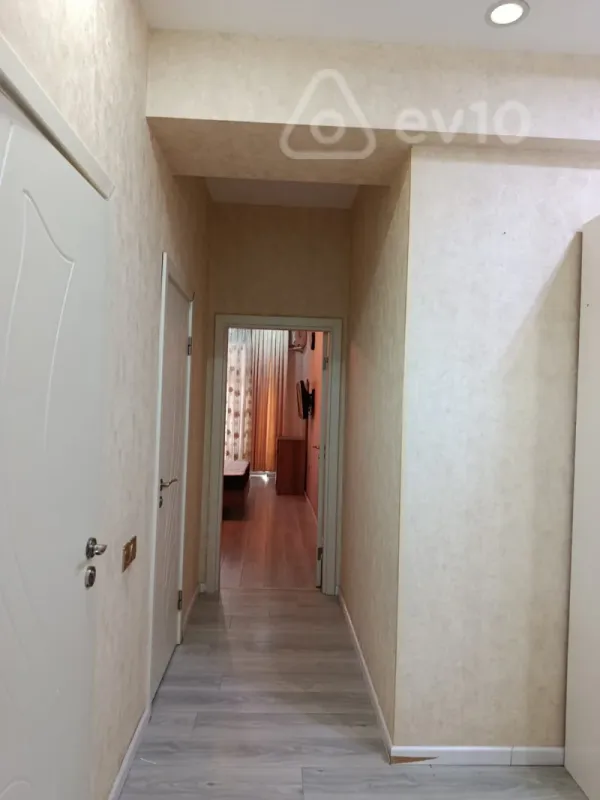 Kirayə verilir 3 otaqlı yeni tikili 110 m²
