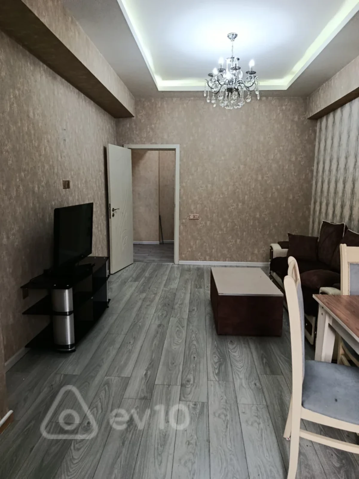 Kirayə verilir 3 otaqlı yeni tikili 110 m²