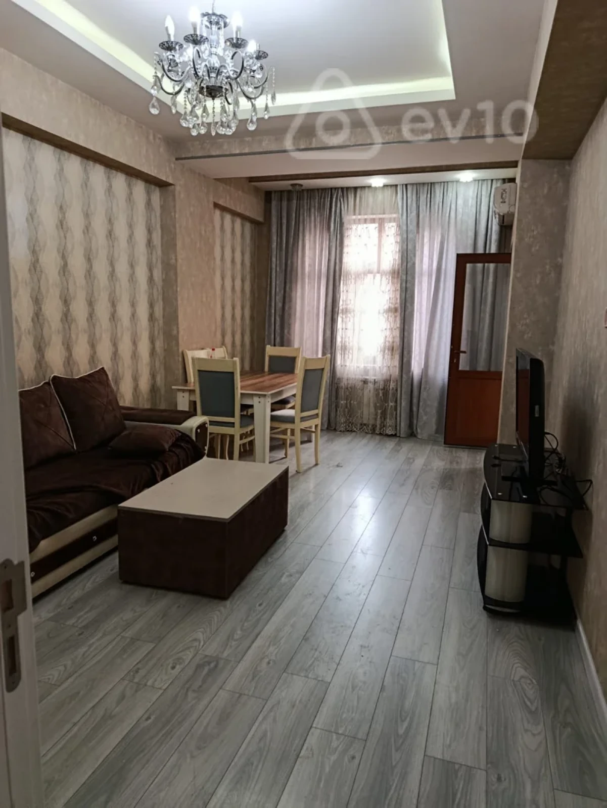 Kirayə verilir 3 otaqlı yeni tikili 110 m²