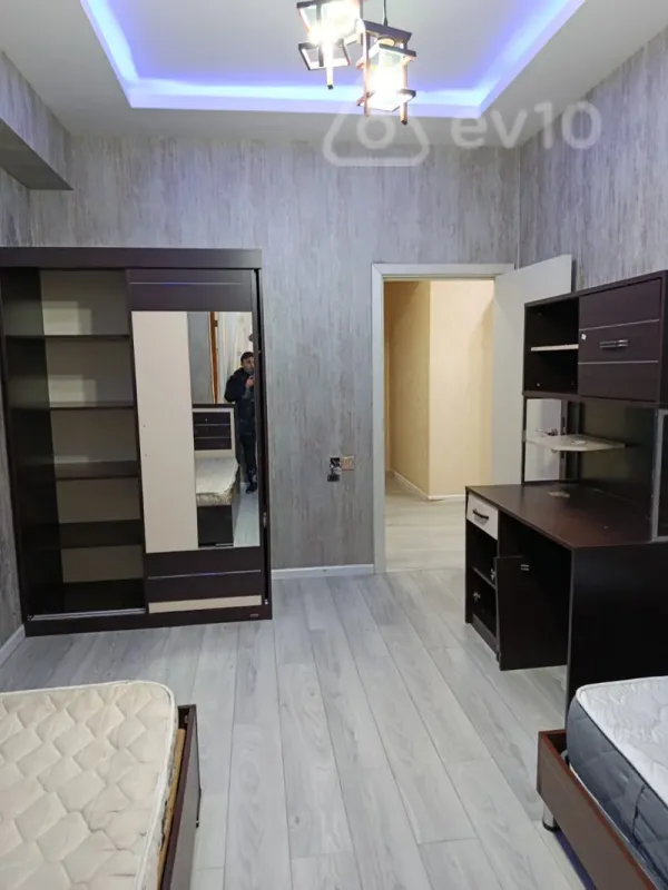 Kirayə verilir 3 otaqlı yeni tikili 110 m²