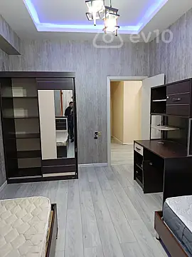 Kirayə verilir 3 otaqlı yeni tikili 110 m²