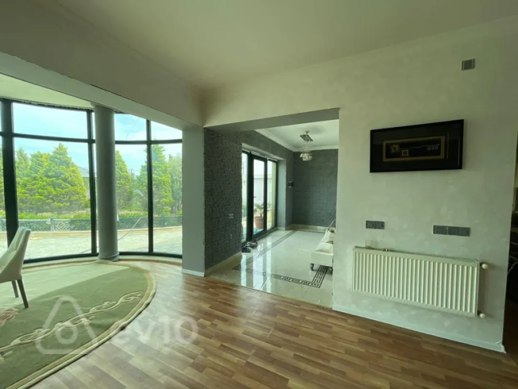 Kirayə verilir 5 otaqlı həyət evi 450 m²