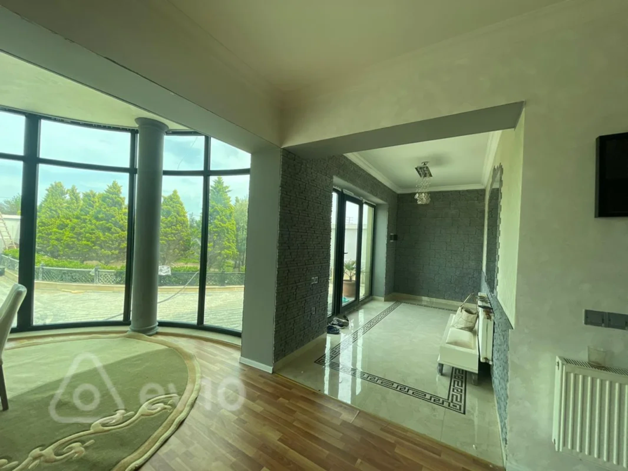Kirayə verilir 5 otaqlı həyət evi 450 m²