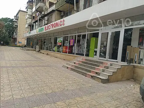 Kirayə verilir mənzil 500 m²