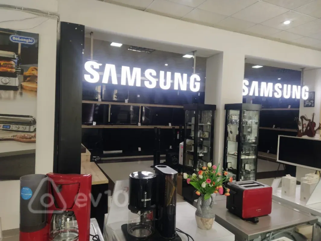 Kirayə verilir mənzil 500 m²