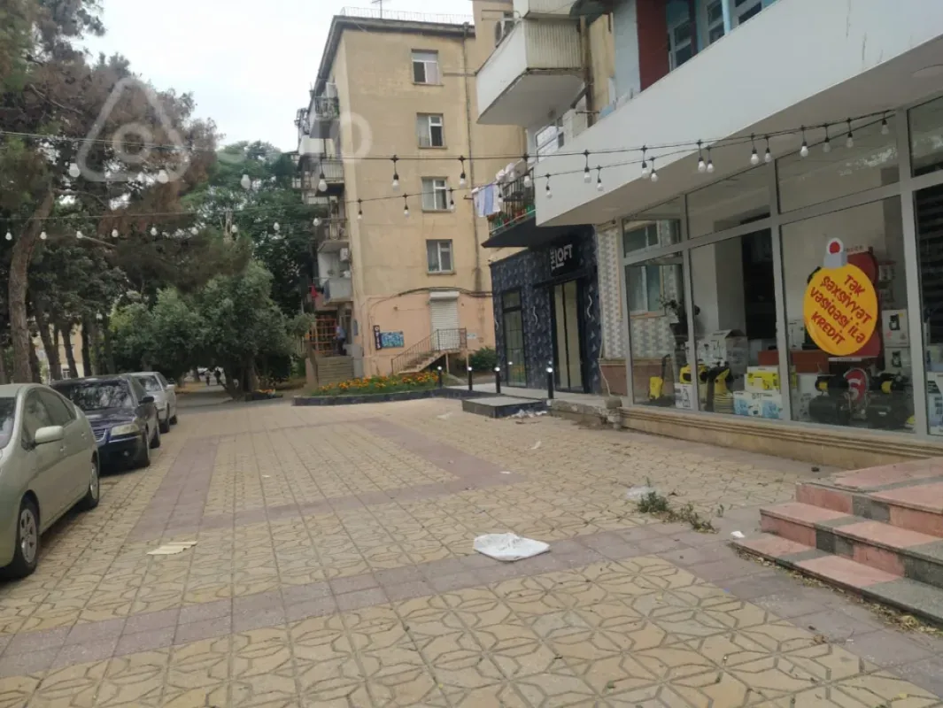 Kirayə verilir mənzil 500 m²