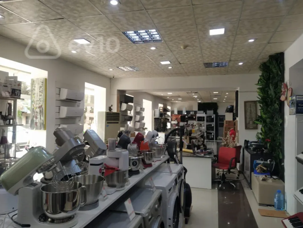 Kirayə verilir mənzil 500 m²