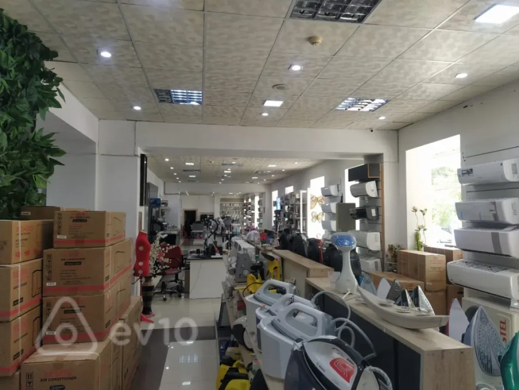 Kirayə verilir mənzil 500 m²