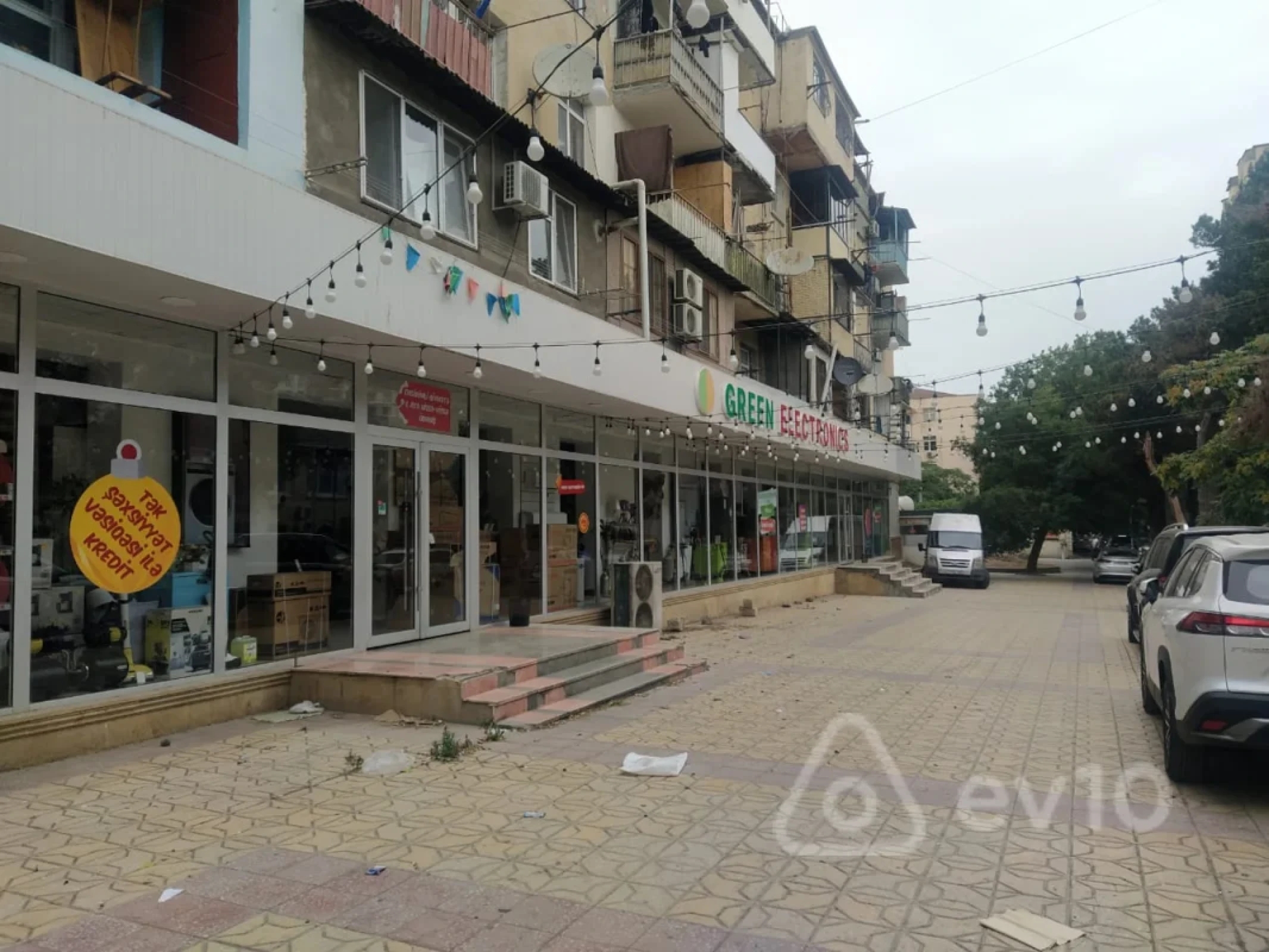 Kirayə verilir mənzil 500 m²