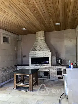 Kirayə verilir 6 otaqlı həyət evi 450 m²