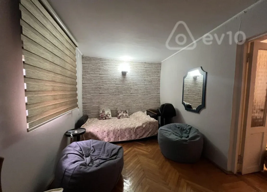 Satılır 6 otaqlı həyət evi 170 m²