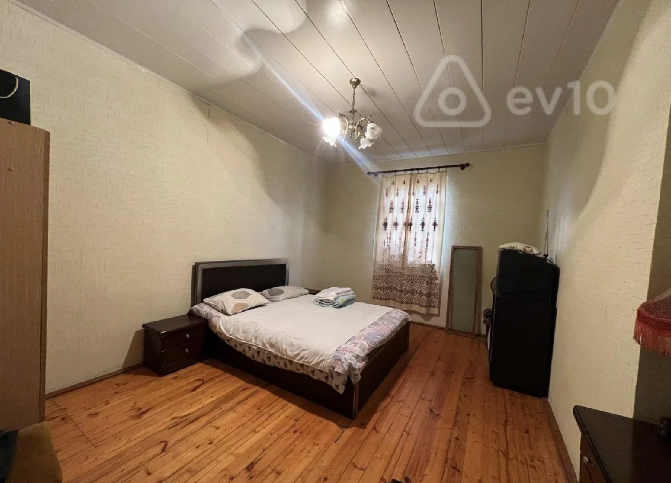 Satılır 6 otaqlı həyət evi 170 m²