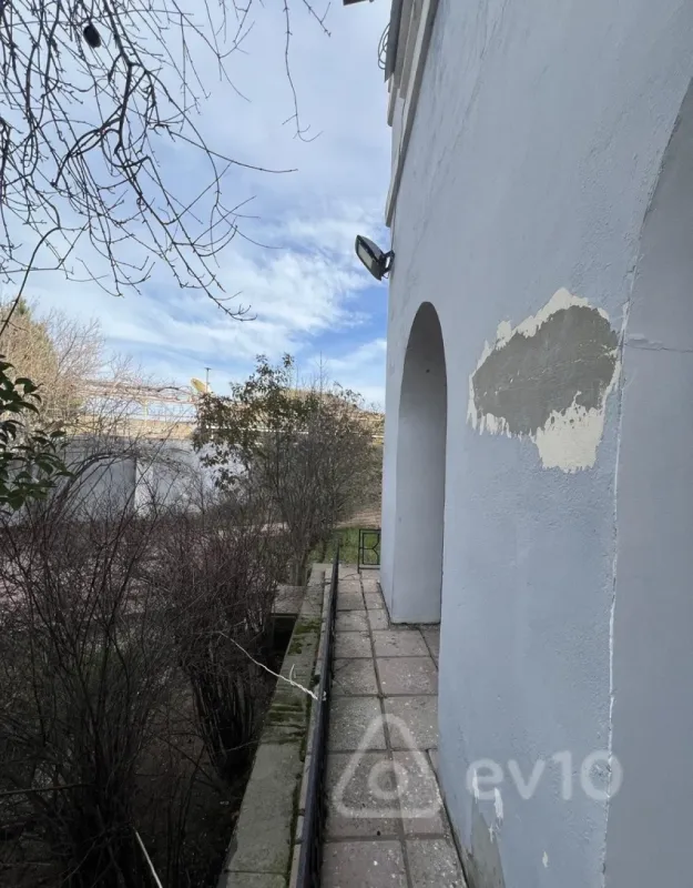 Satılır 6 otaqlı həyət evi 170 m²