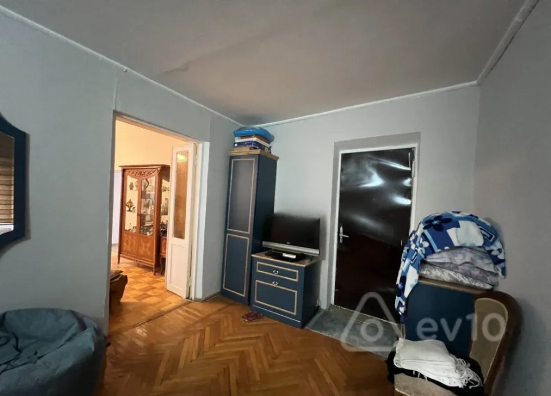 Satılır 6 otaqlı həyət evi 170 m²