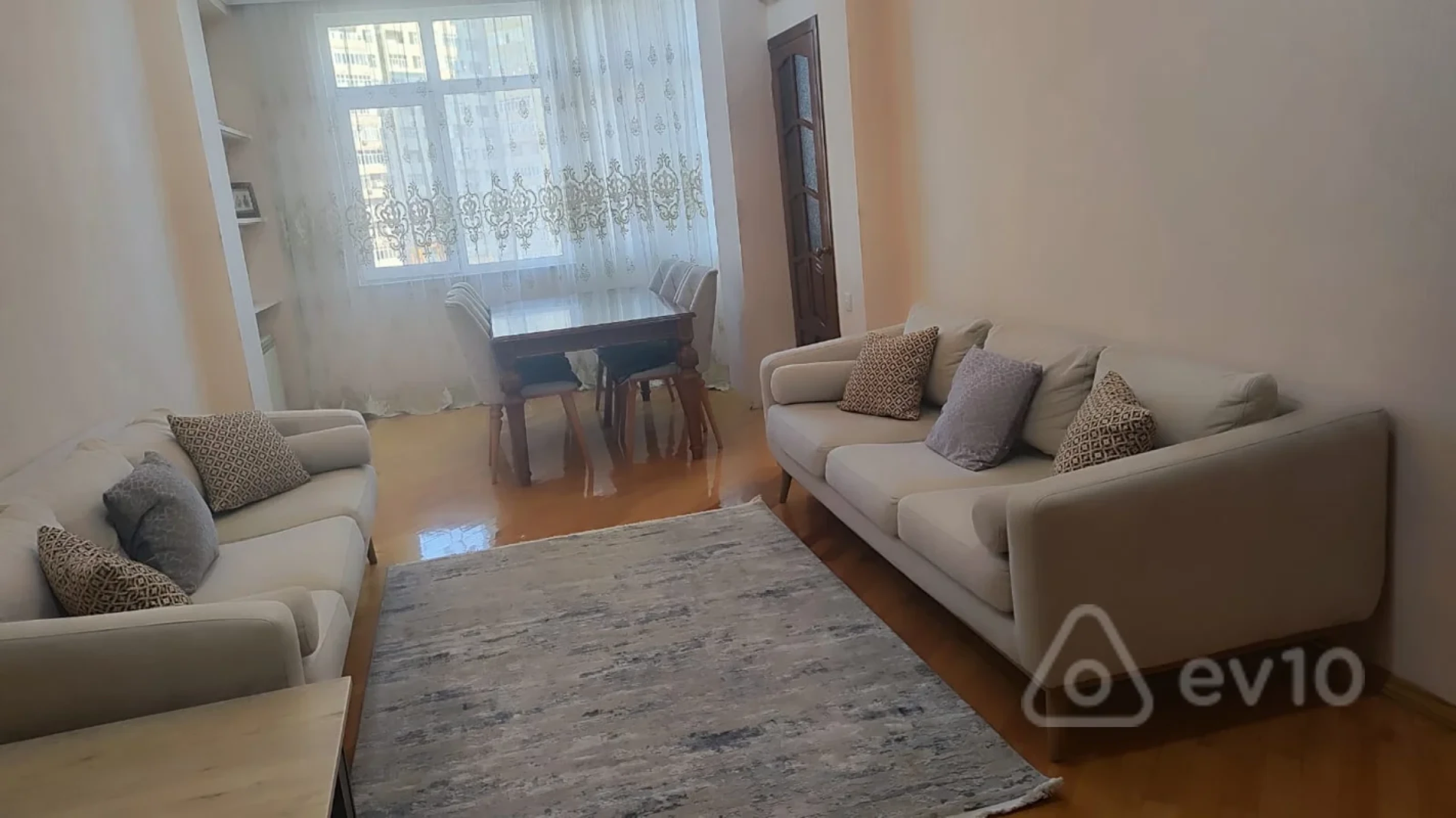 Satılır 3 otaqlı yeni tikili 105 m²