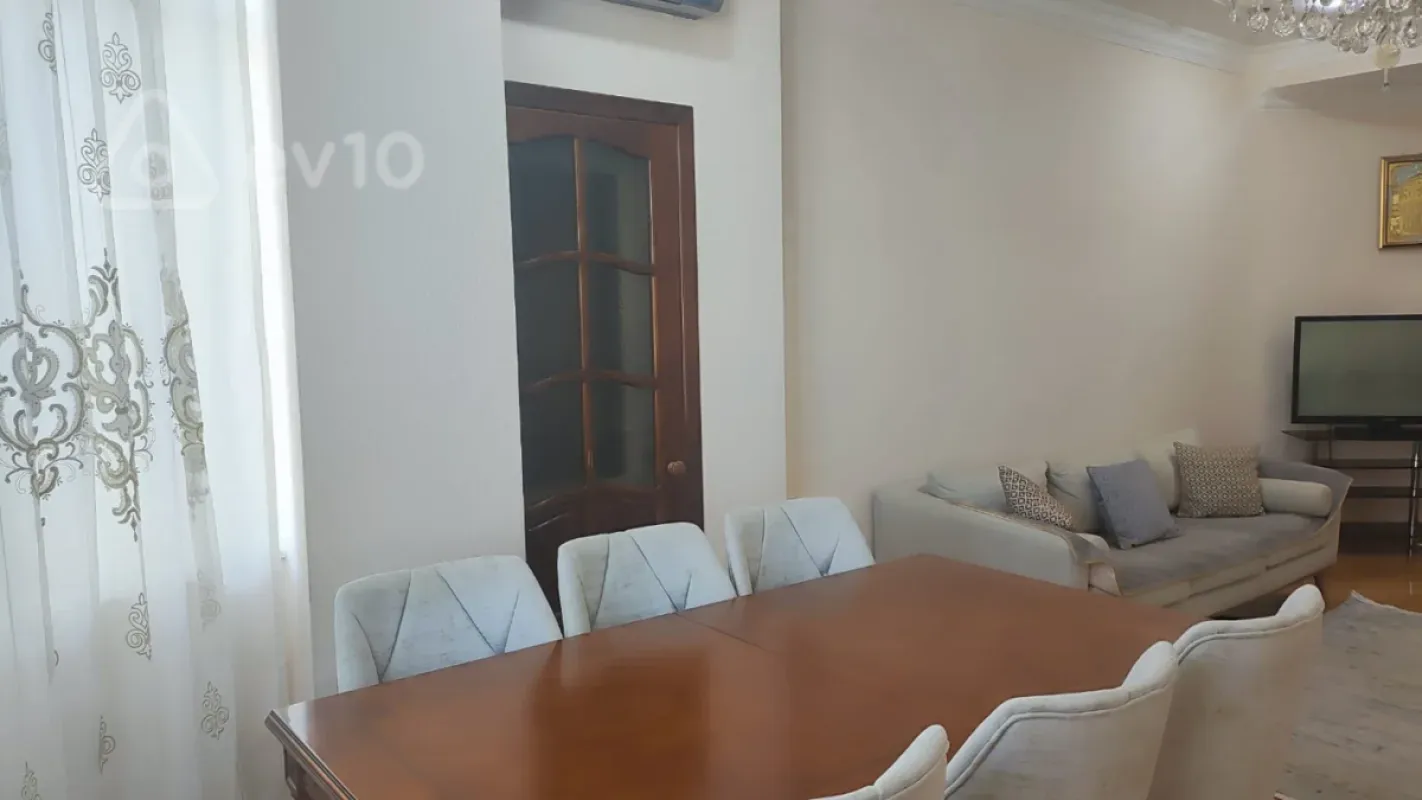 Satılır 3 otaqlı yeni tikili 105 m²