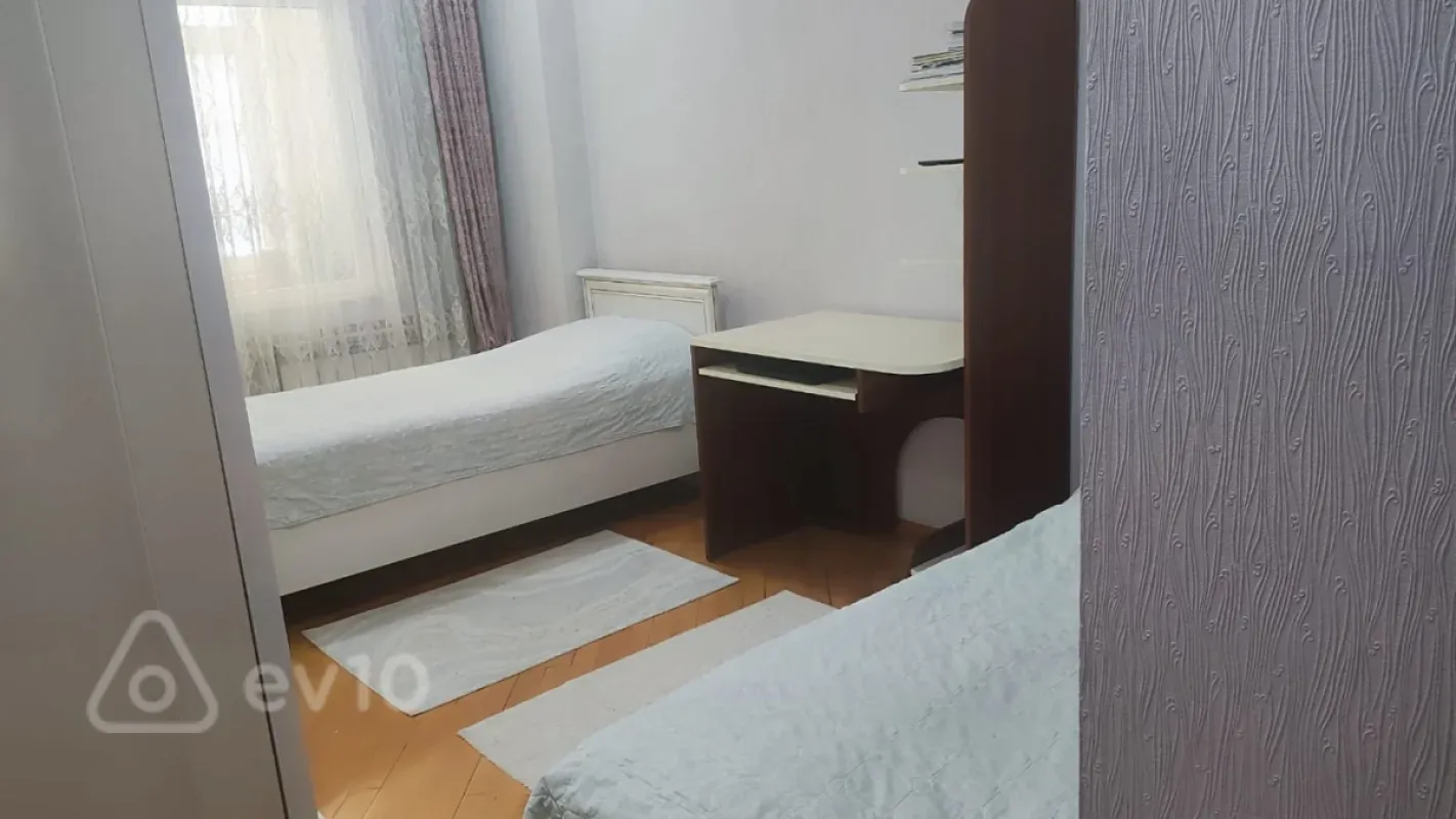 Satılır 3 otaqlı yeni tikili 105 m²