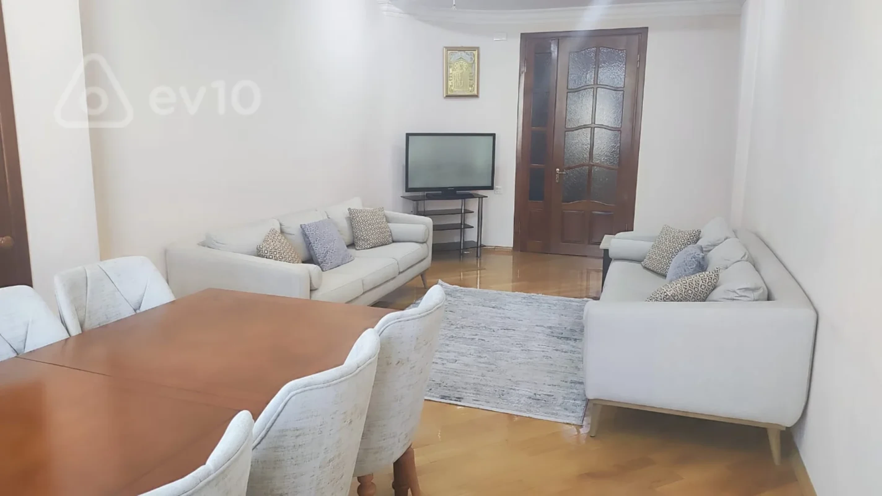Satılır 3 otaqlı yeni tikili 105 m²