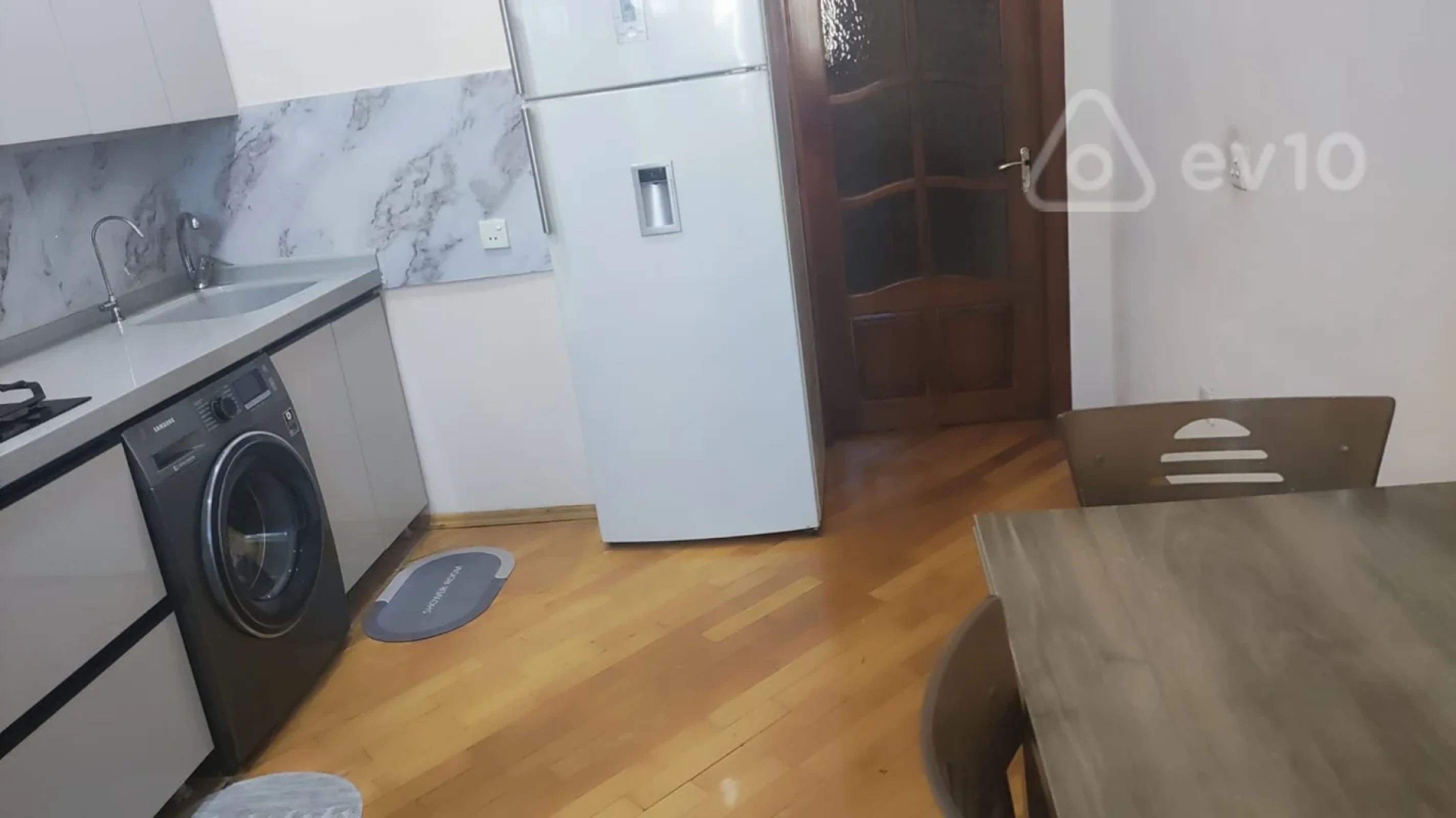 Satılır 3 otaqlı yeni tikili 105 m²