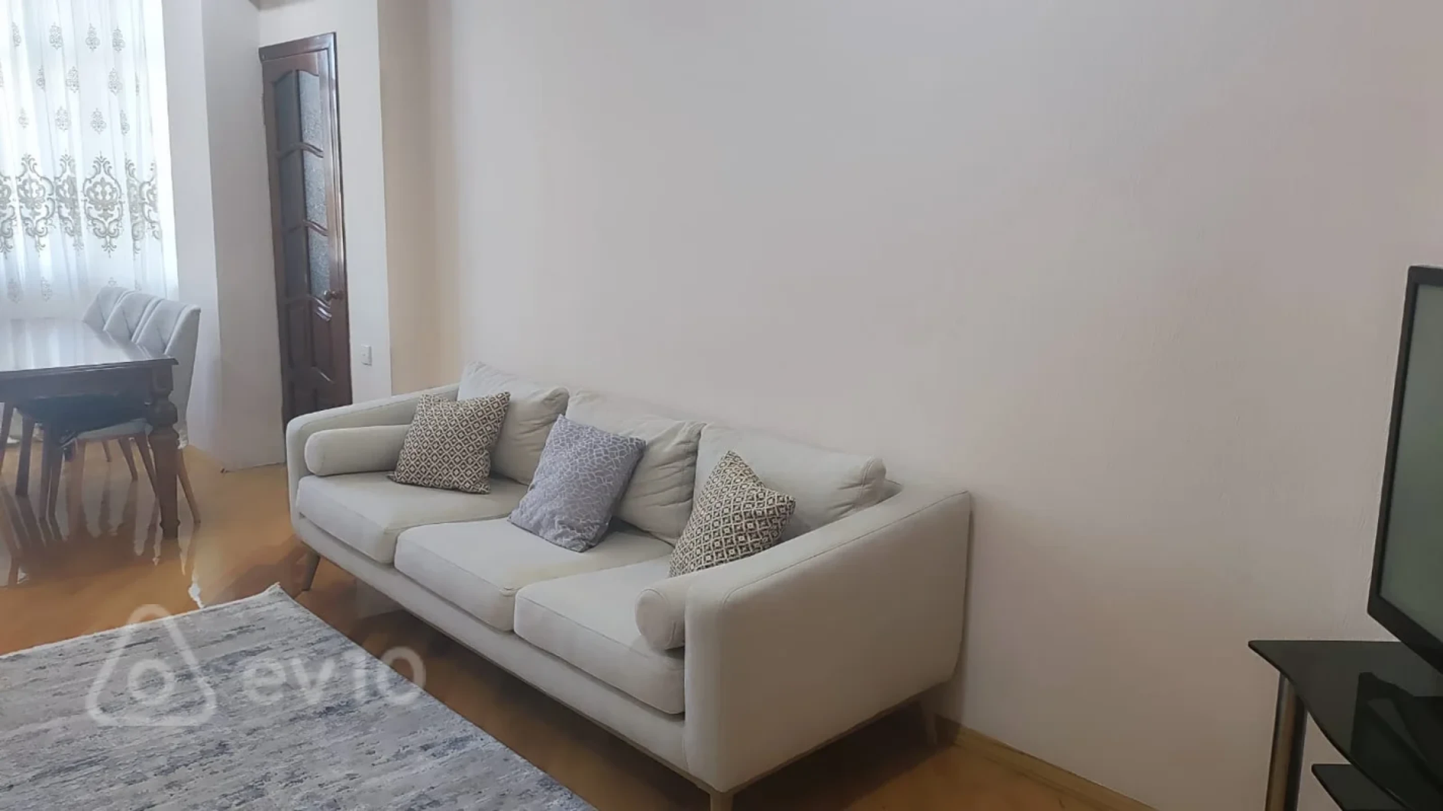 Satılır 3 otaqlı yeni tikili 105 m²