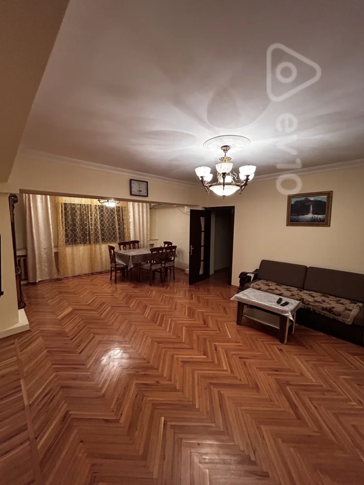 Kirayə verilir 3 otaqlı köhnə tikili 100 m²