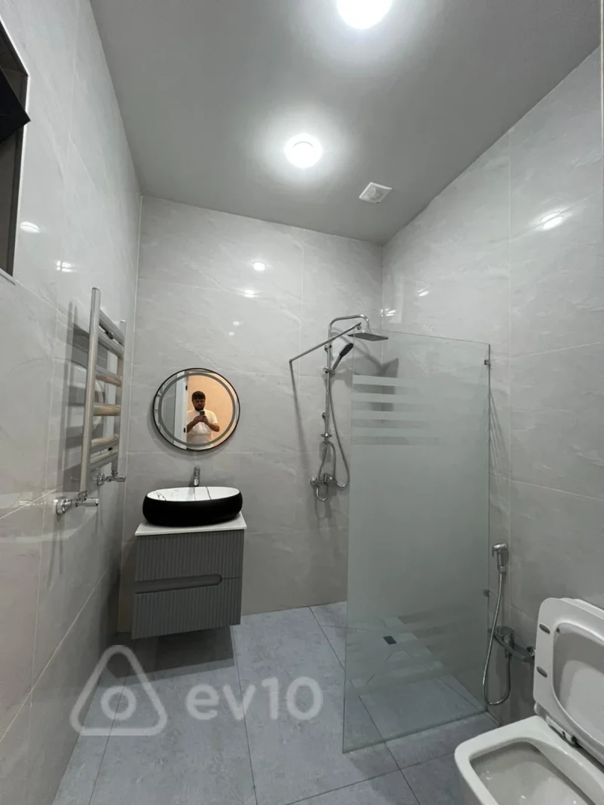 Satılır 4 otaqlı həyət evi 110 m²
