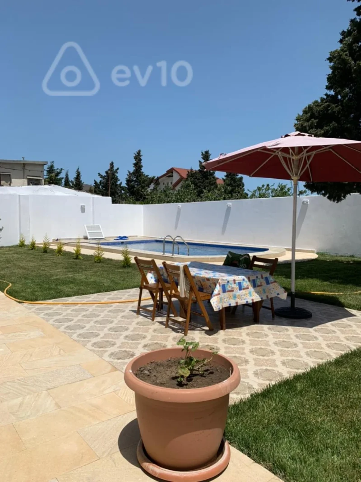 Kirayə verilir 5 otaqlı həyət evi 250 m²