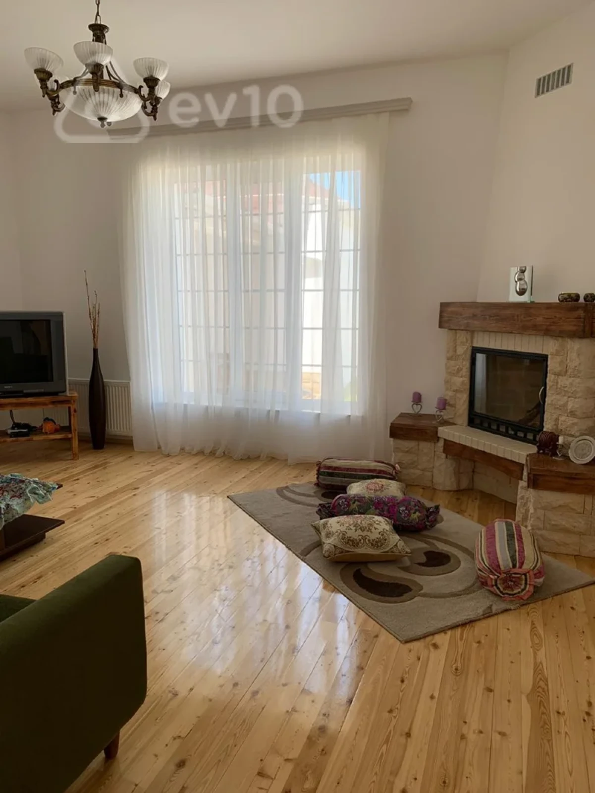 Kirayə verilir 5 otaqlı həyət evi 250 m²