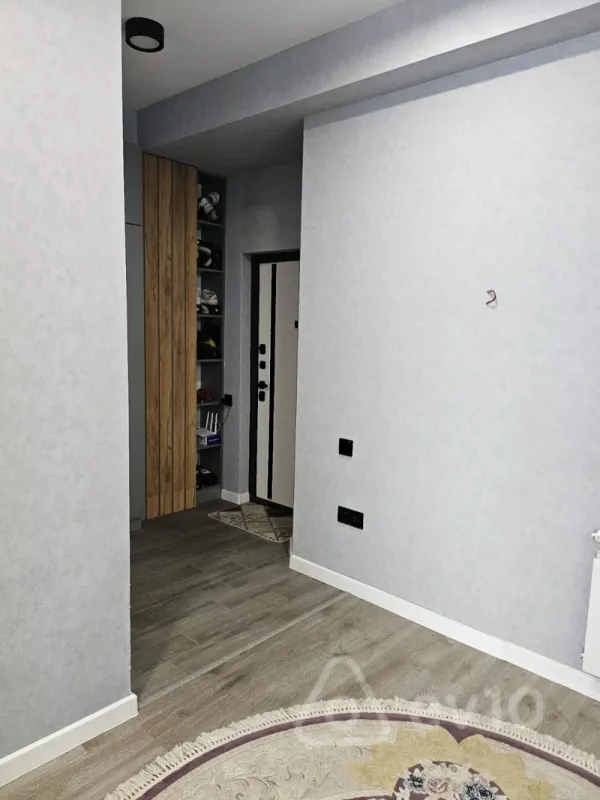 Kirayə verilir 2 otaqlı yeni tikili 65 m²