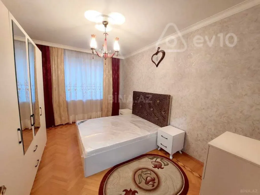 Kirayə verilir 3 otaqlı köhnə tikili 60 m²