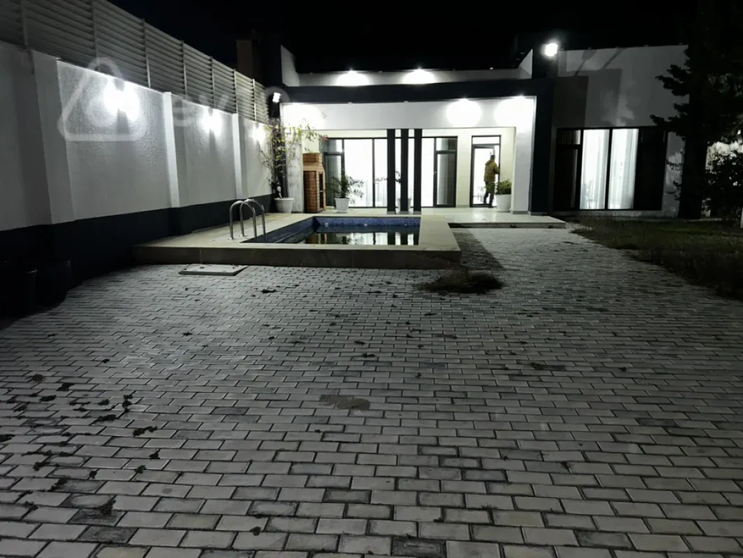 Kirayə verilir 3 otaqlı həyət evi 140 m²