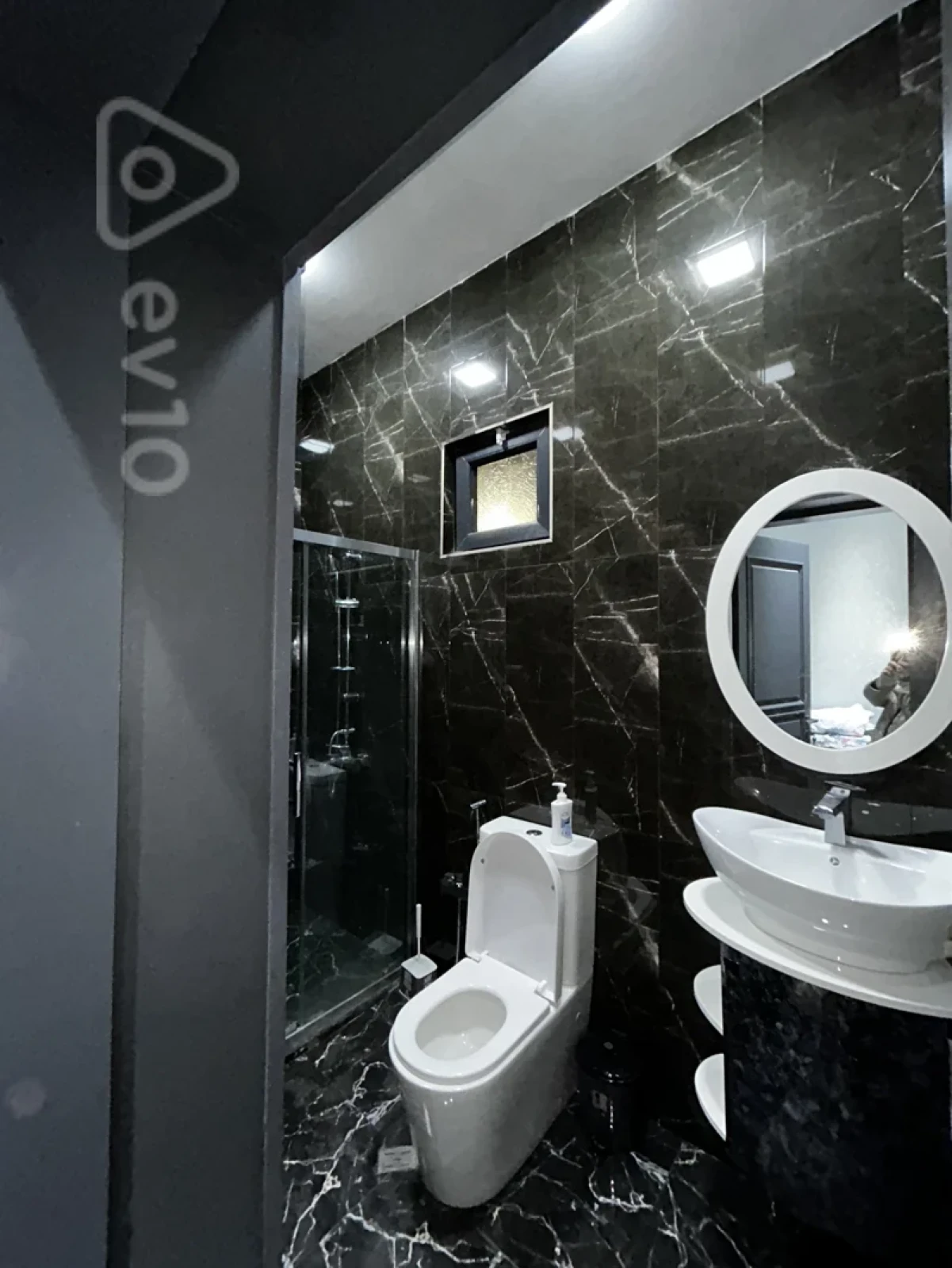 Kirayə verilir 3 otaqlı həyət evi 140 m²