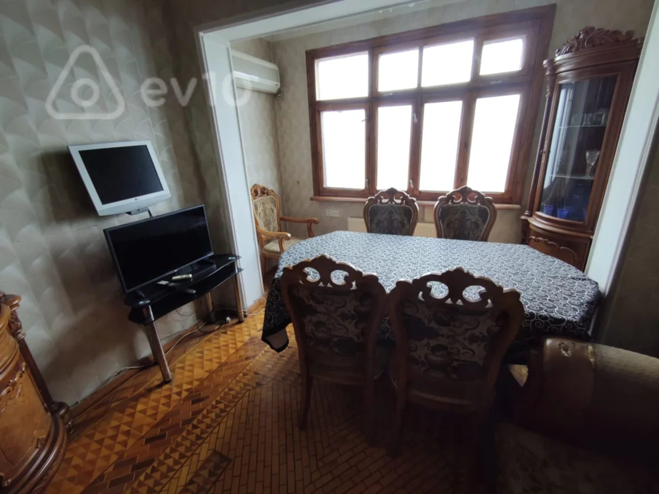 Kirayə verilir 3 otaqlı köhnə tikili 70 m²