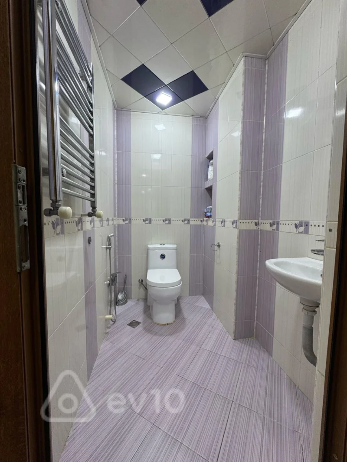 Kirayə verilir 2 otaqlı yeni tikili 102 m²