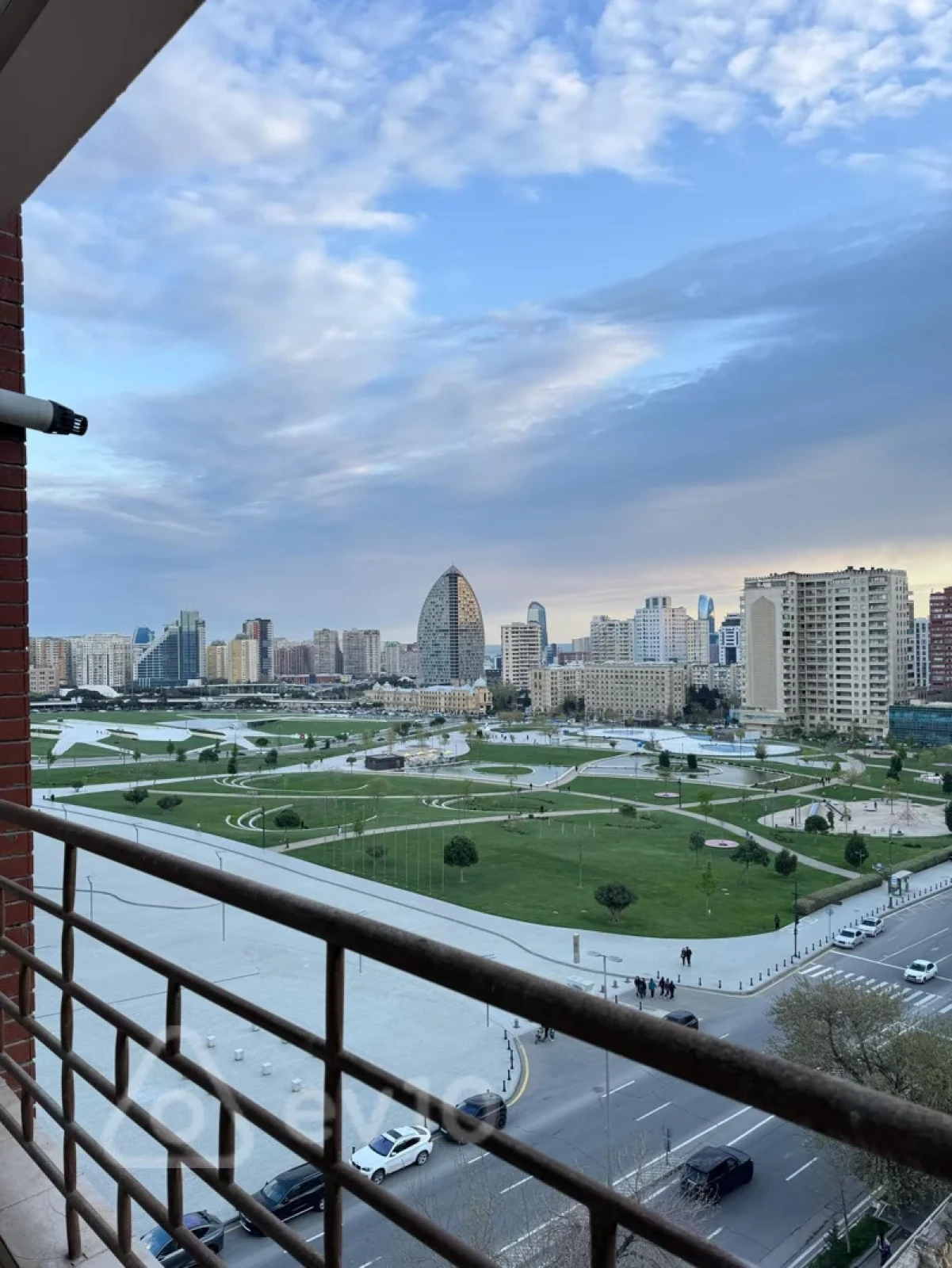 Kirayə verilir 2 otaqlı yeni tikili 102 m²