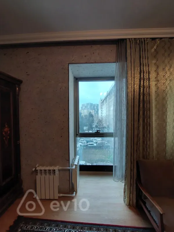 Kirayə verilir 2 otaqlı yeni tikili 80 m²