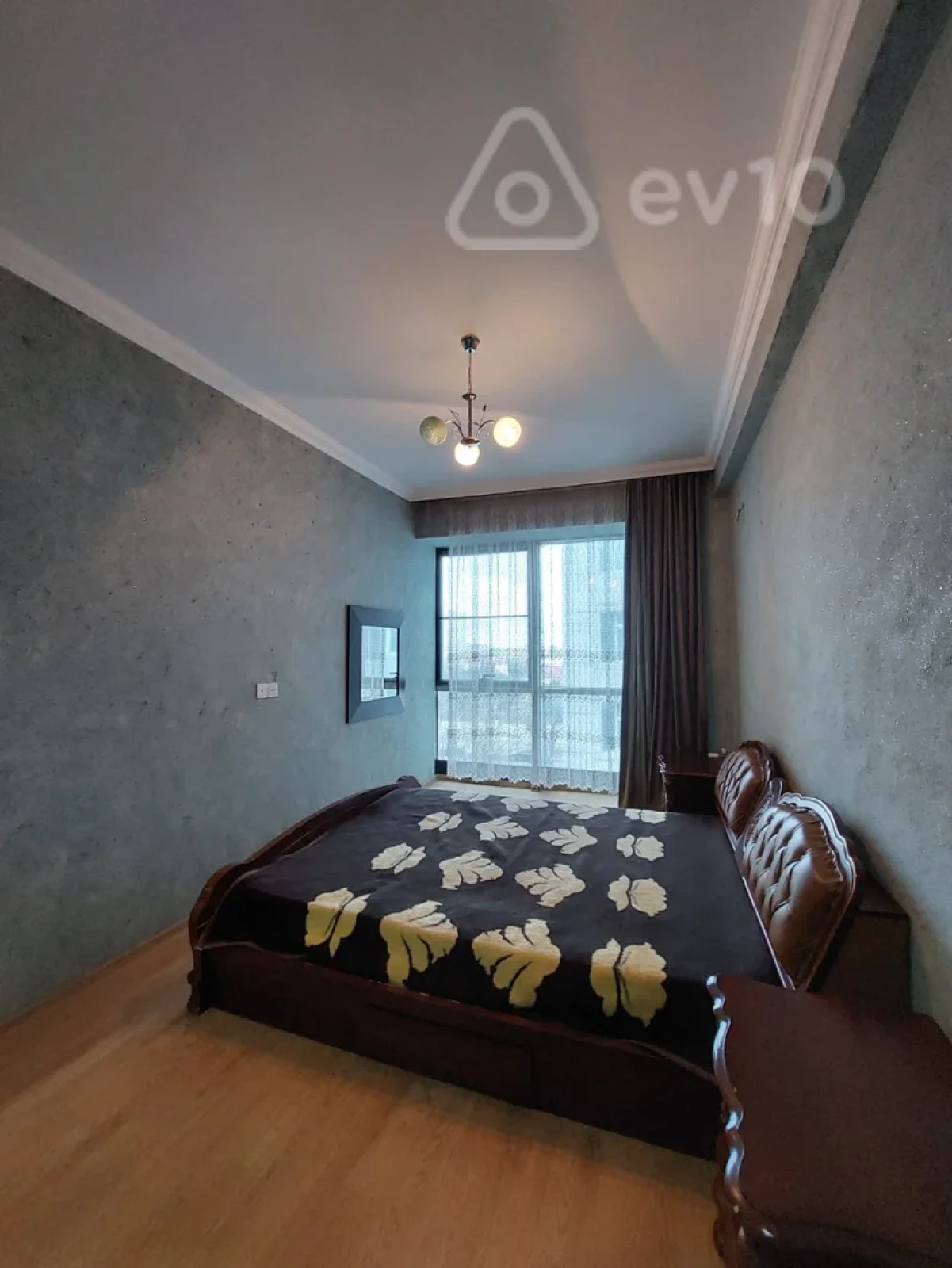 Kirayə verilir 2 otaqlı yeni tikili 80 m²