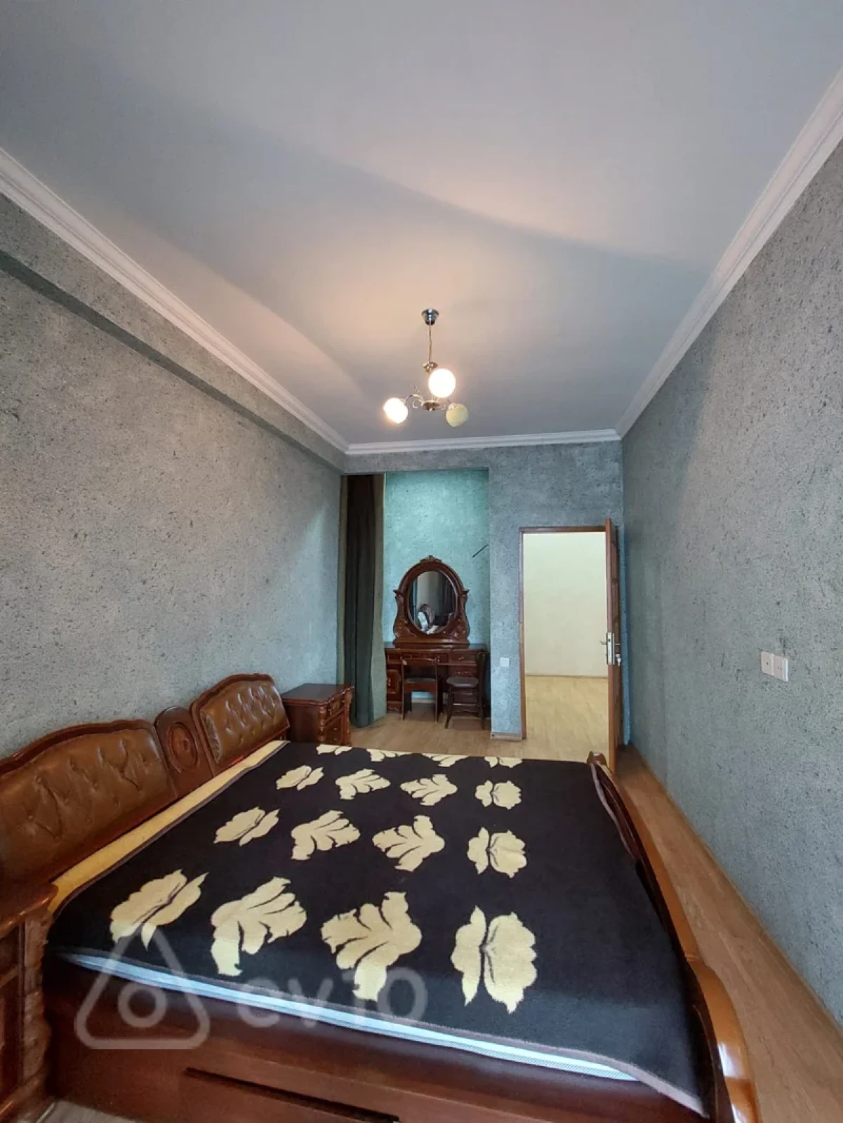 Kirayə verilir 2 otaqlı yeni tikili 80 m²