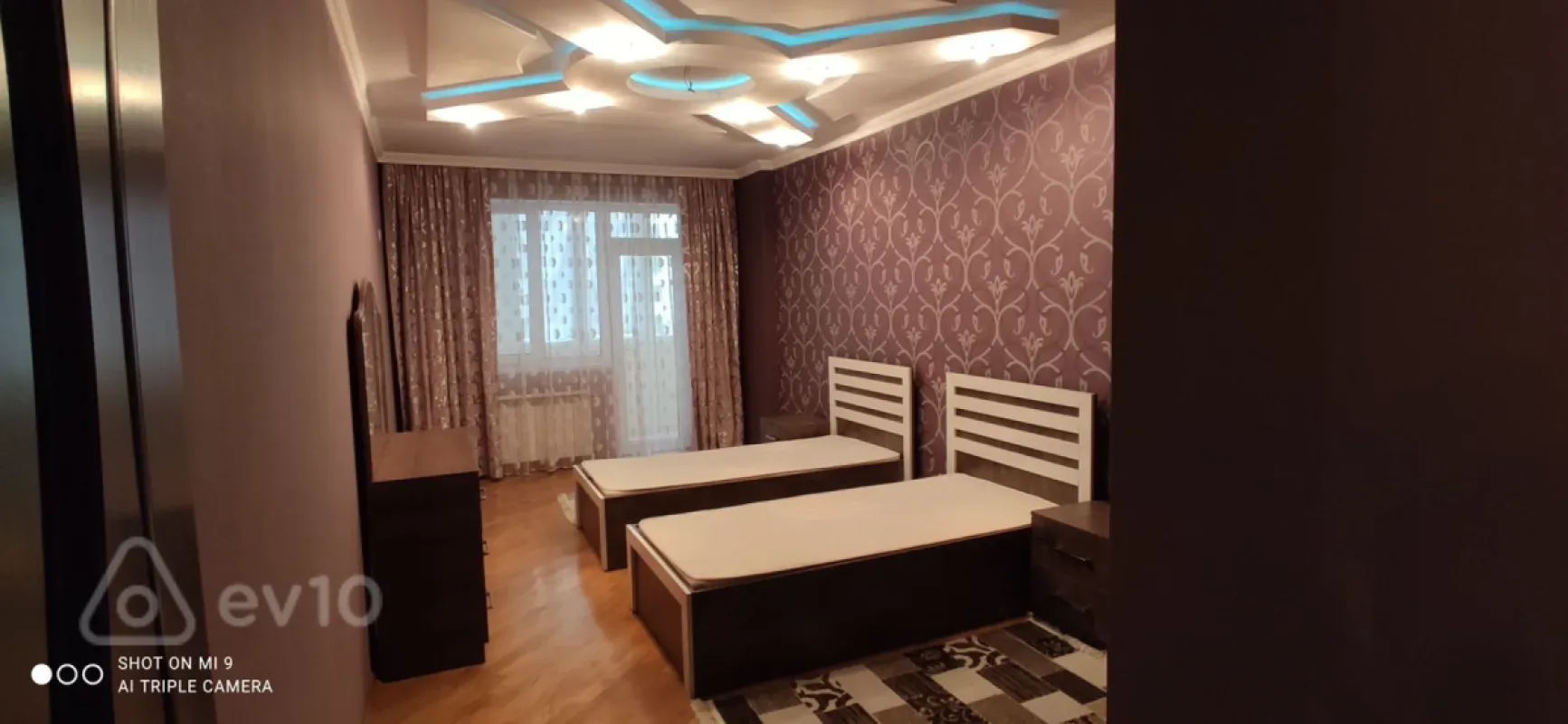 Kirayə verilir 3 otaqlı yeni tikili 160 m²