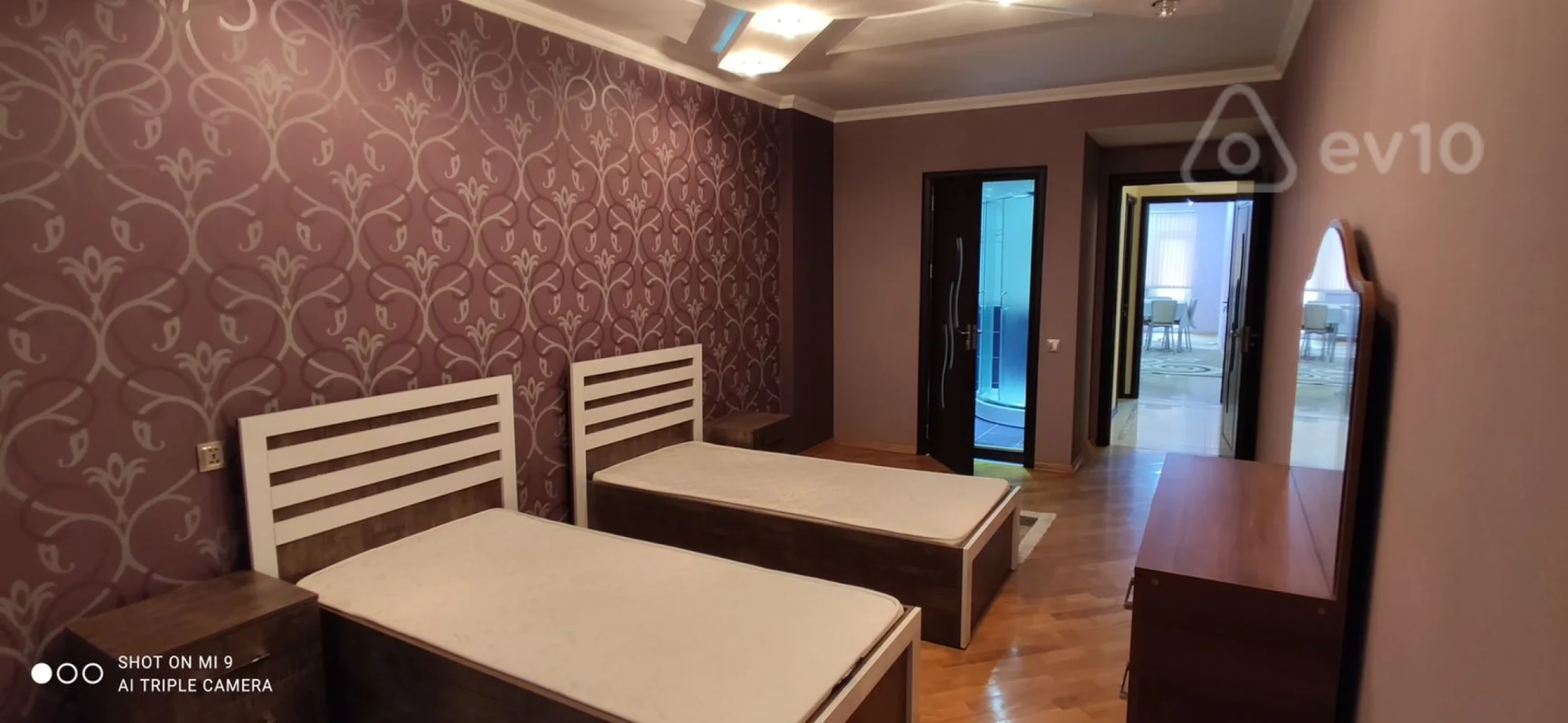 Kirayə verilir 3 otaqlı yeni tikili 160 m²