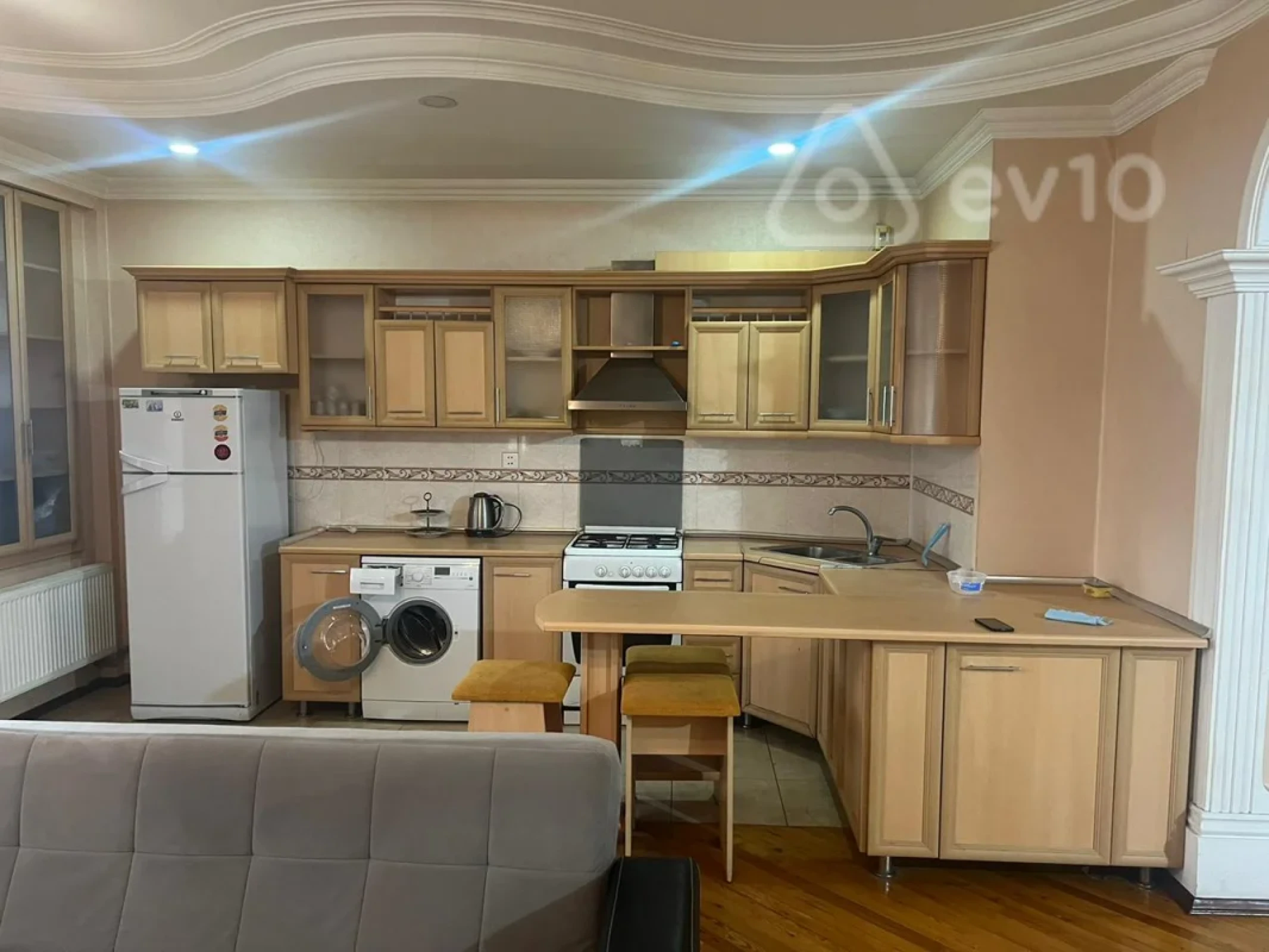 Kirayə verilir 2 otaqlı yeni tikili 87 m²