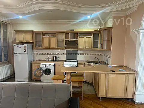 Kirayə verilir 2 otaqlı yeni tikili 87 m²