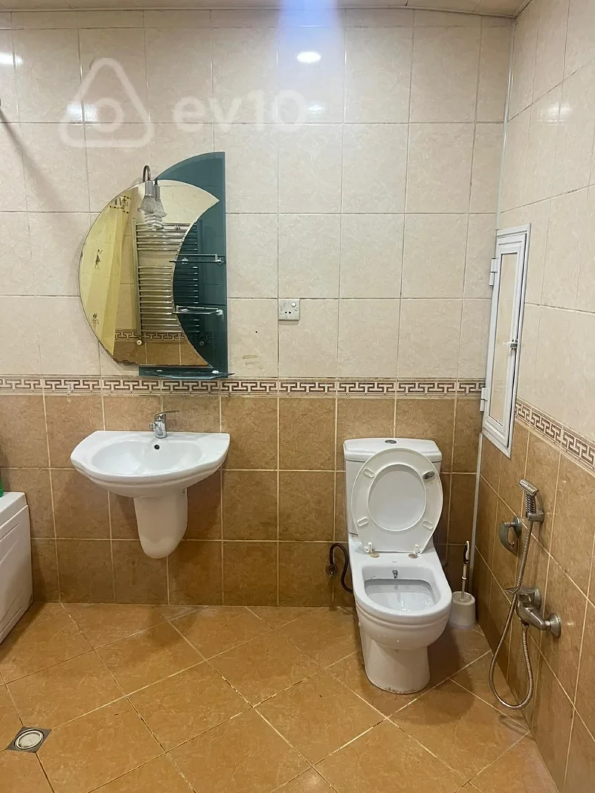 Kirayə verilir 2 otaqlı yeni tikili 87 m²