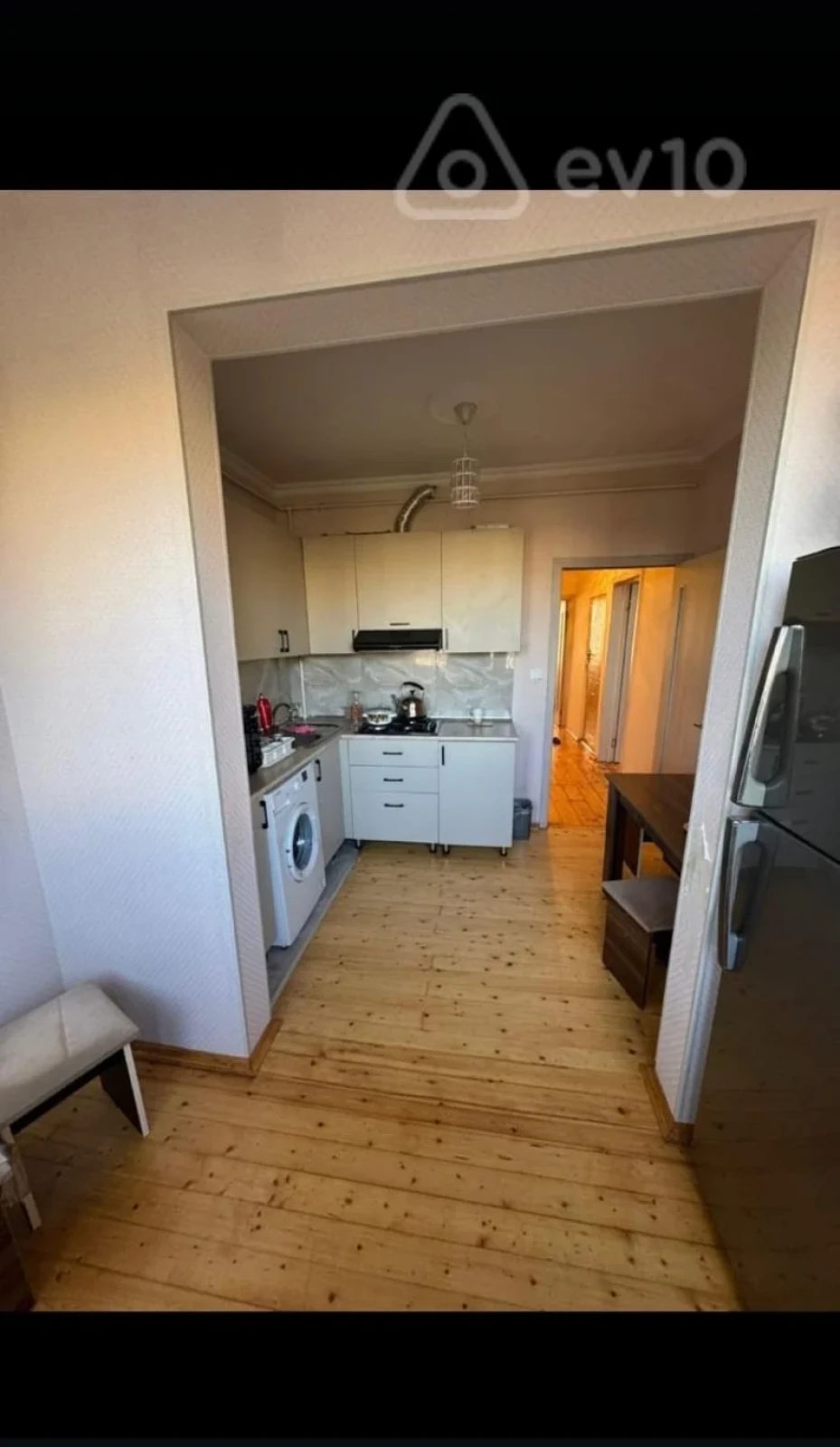 Satılır 2 otaqlı köhnə tikili 65 m²