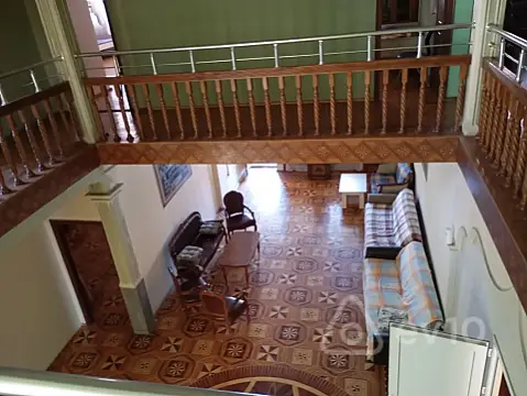 Kirayə verilir 7 otaqlı həyət evi 1000 m²