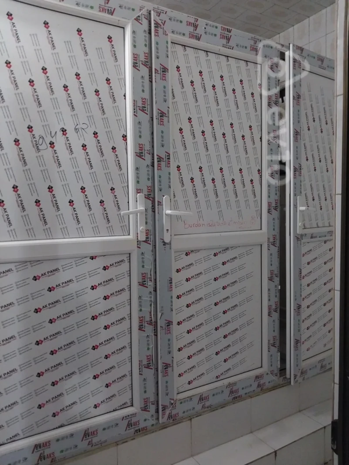 Kirayə verilir 7 otaqlı həyət evi 1000 m²