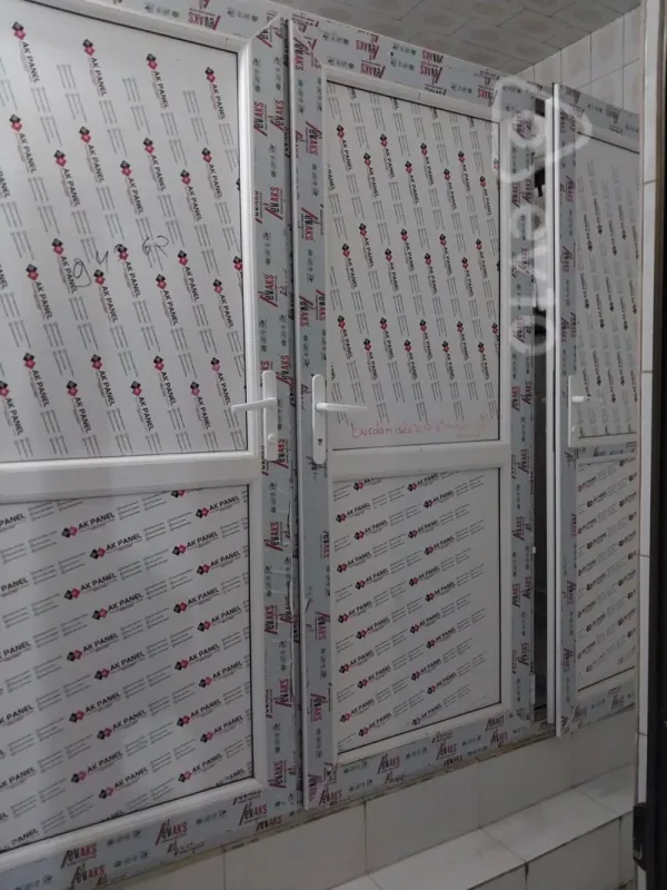 Kirayə verilir 7 otaqlı həyət evi 1000 m²