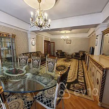 Kirayə verilir 2 otaqlı yeni tikili 100 m²