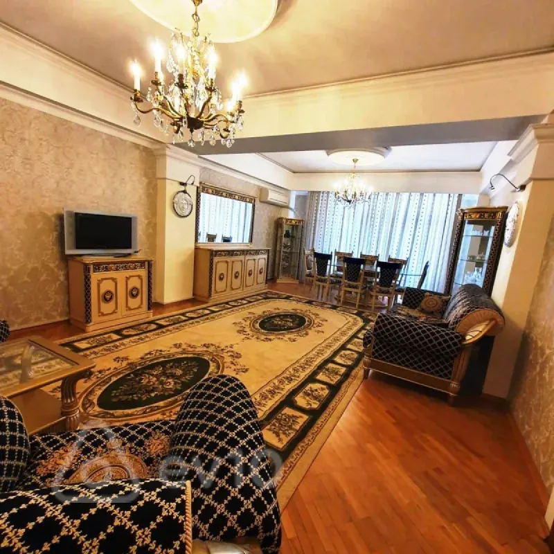 Kirayə verilir 2 otaqlı yeni tikili 100 m²