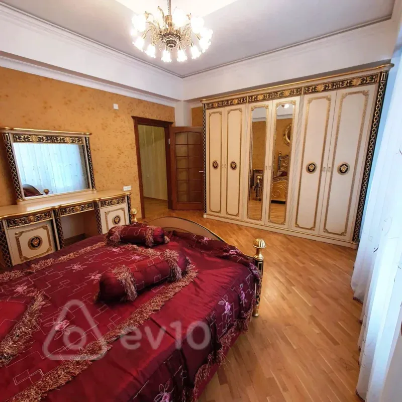 Kirayə verilir 2 otaqlı yeni tikili 100 m²